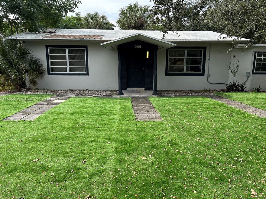 Fully updated 5 Bedroom 2 Bath Duplex (could be converted back to Single family) with enormous/oversized back yard. Great potential - Zoned B2, and has multiple use including ALF/Nursing Home or regular business office.
Best Deal ever - will NOT last in this Prime Location 15 minutes to the Beach and few minutes to most Entertainment.