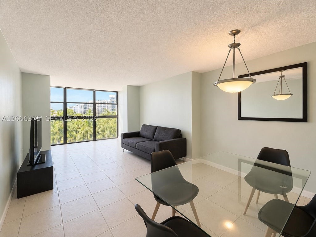 Photo of 200 Leslie Dr #727, Hallandale Beach, FL 33009 (MLS # A12066375)