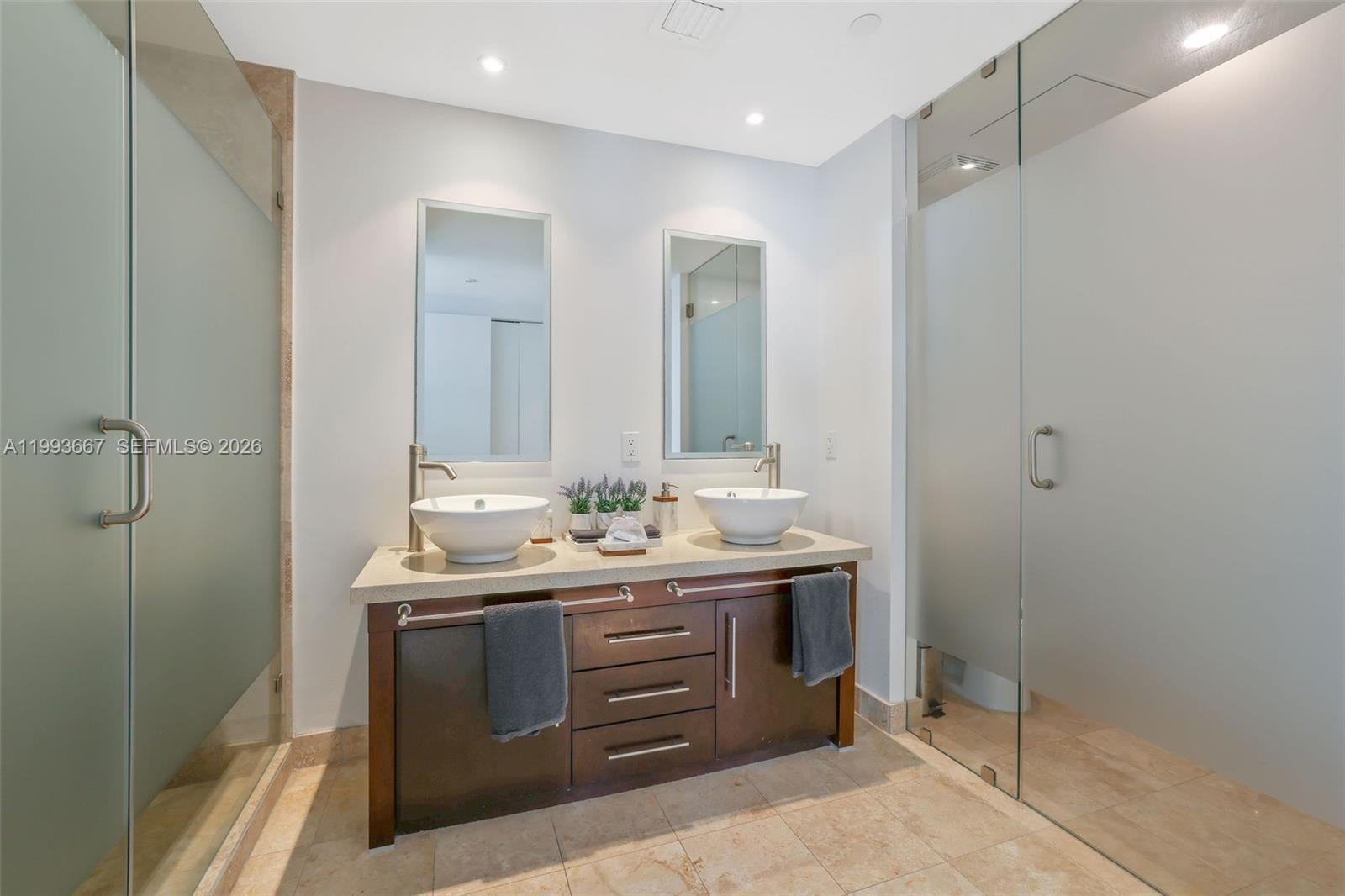 WIND CONDO - Residential Lease