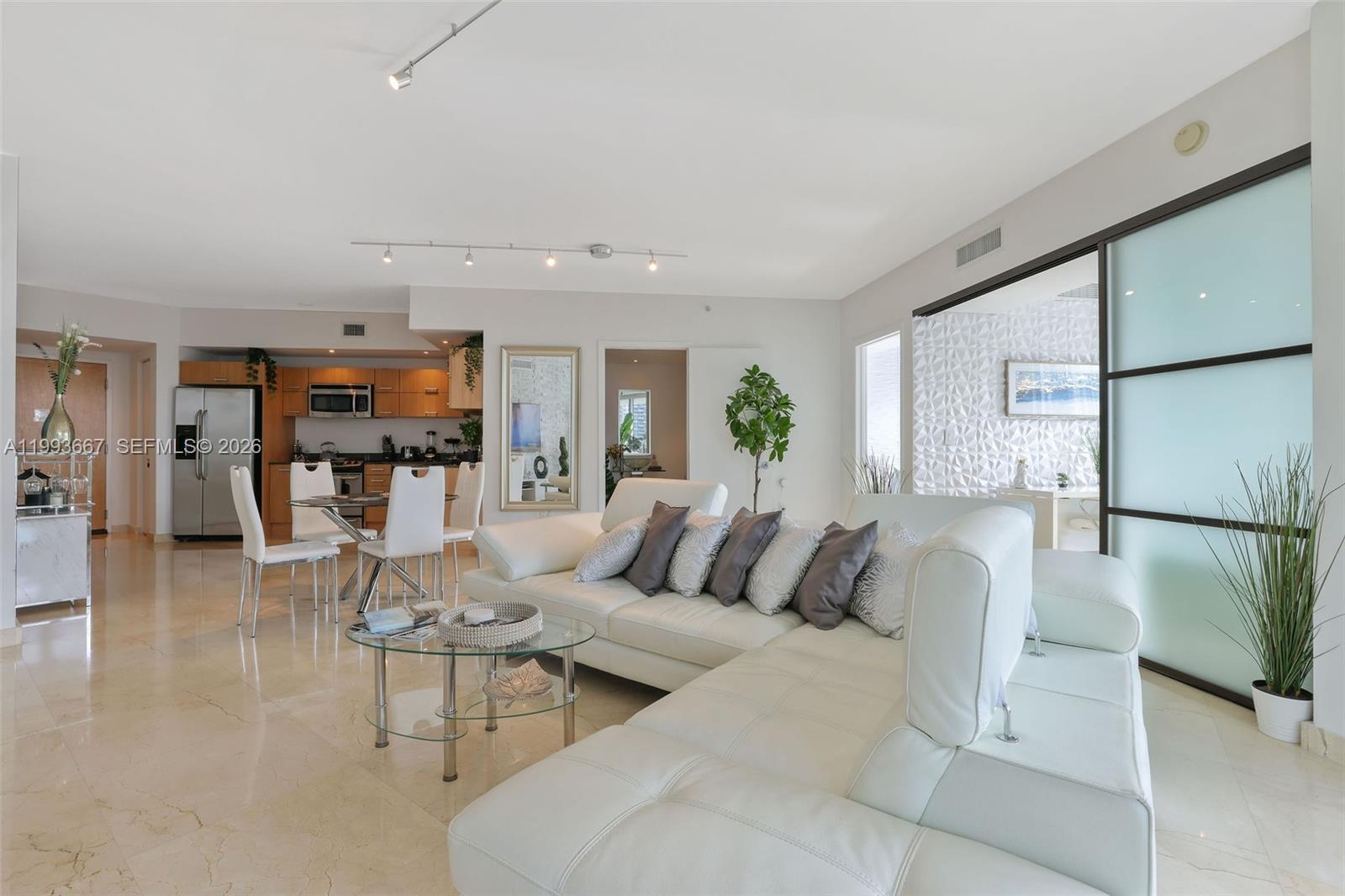 WIND CONDO - Residential Lease