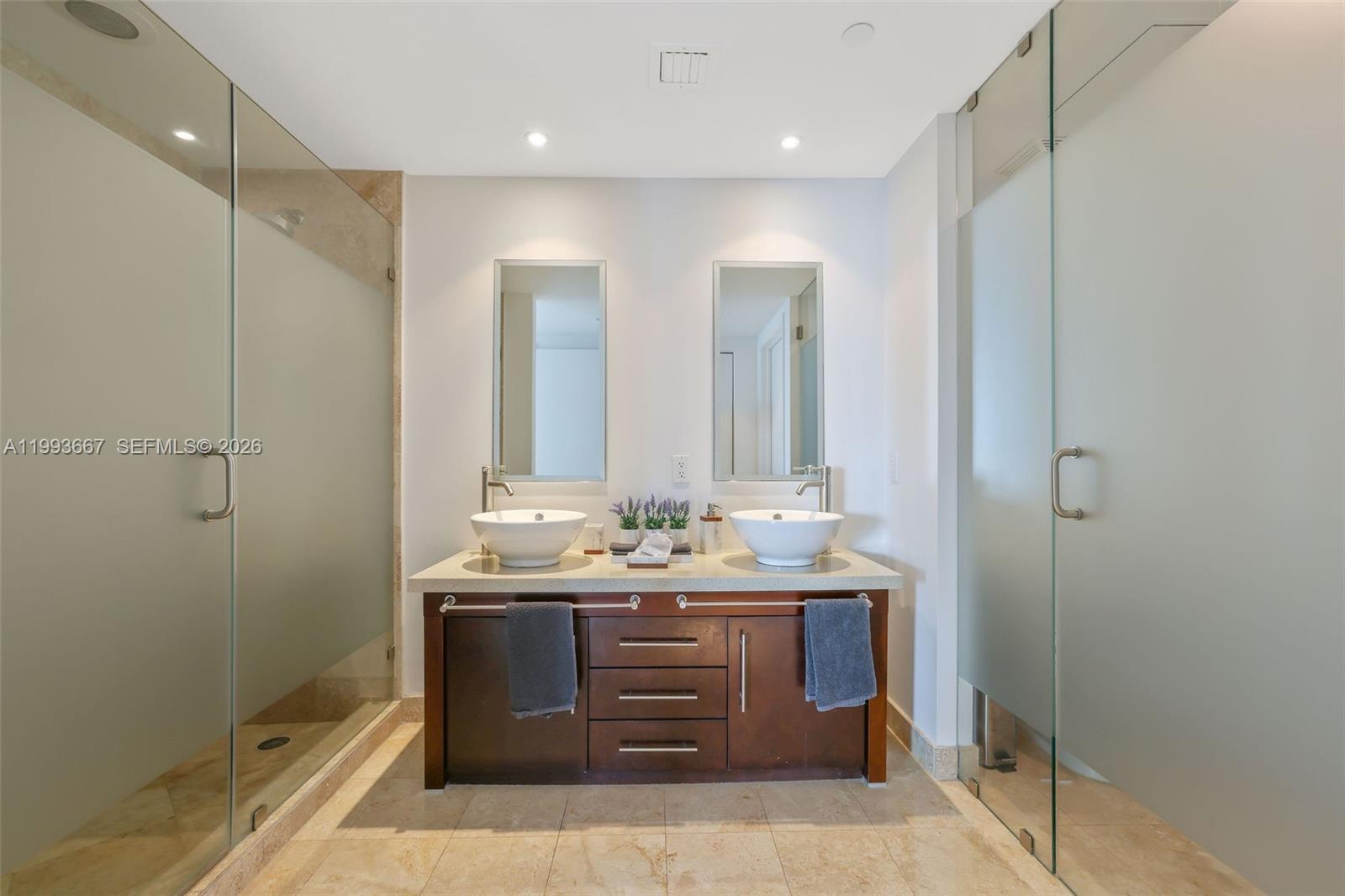 WIND CONDO - Residential Lease