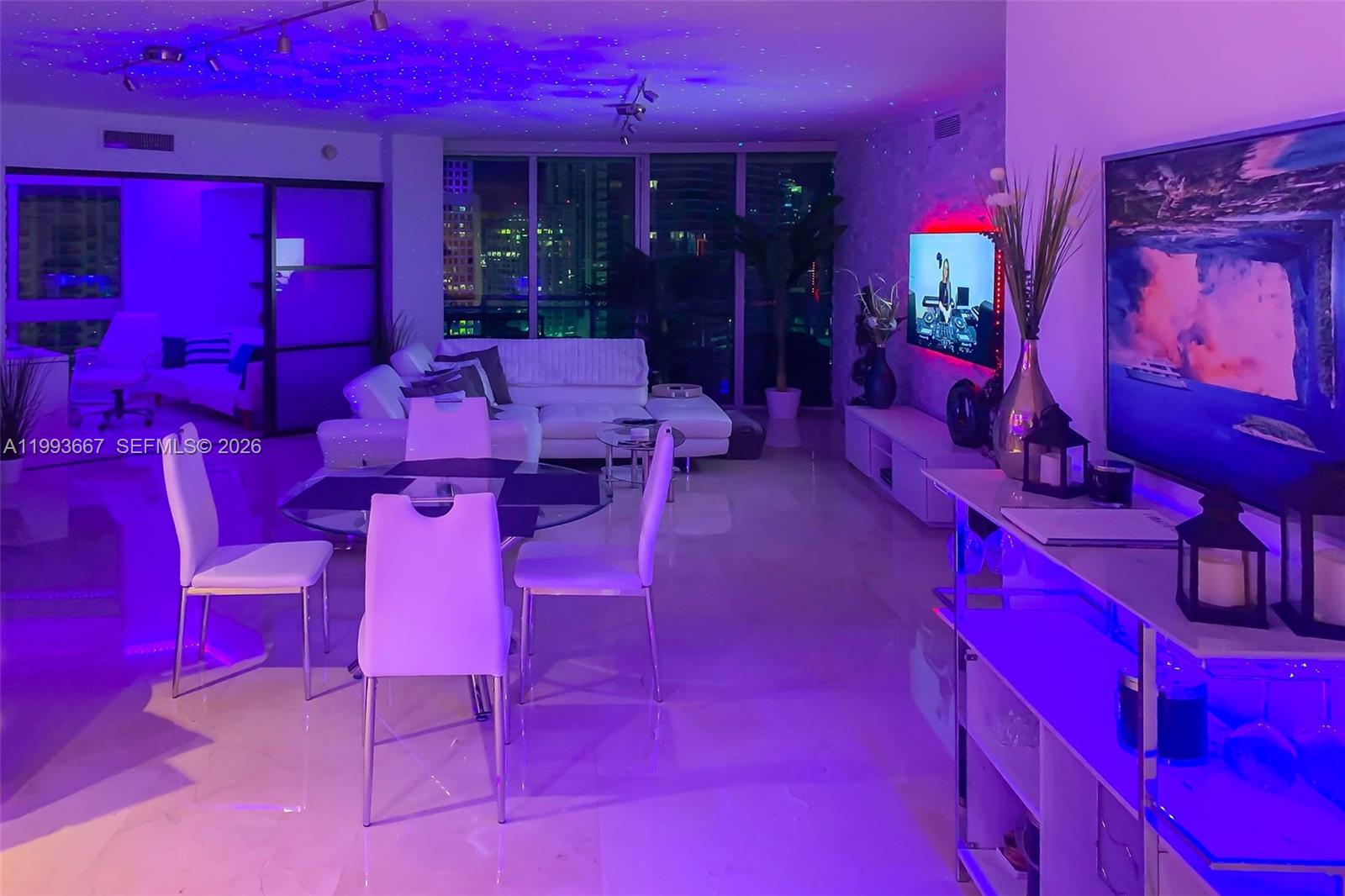 WIND CONDO - Residential Lease