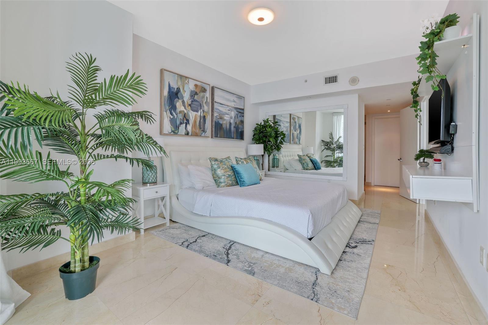 WIND CONDO - Residential Lease