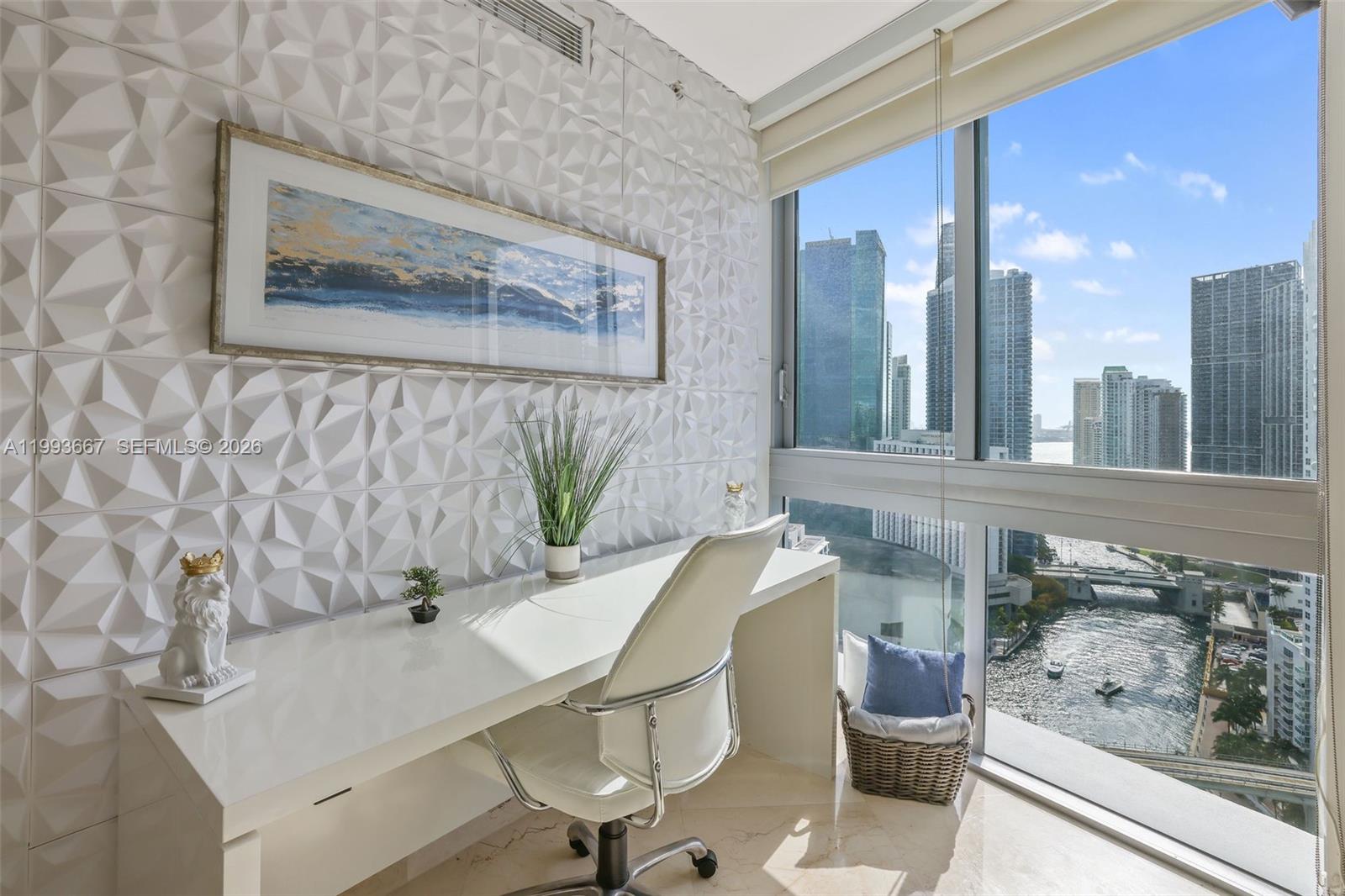 WIND CONDO - Residential Lease