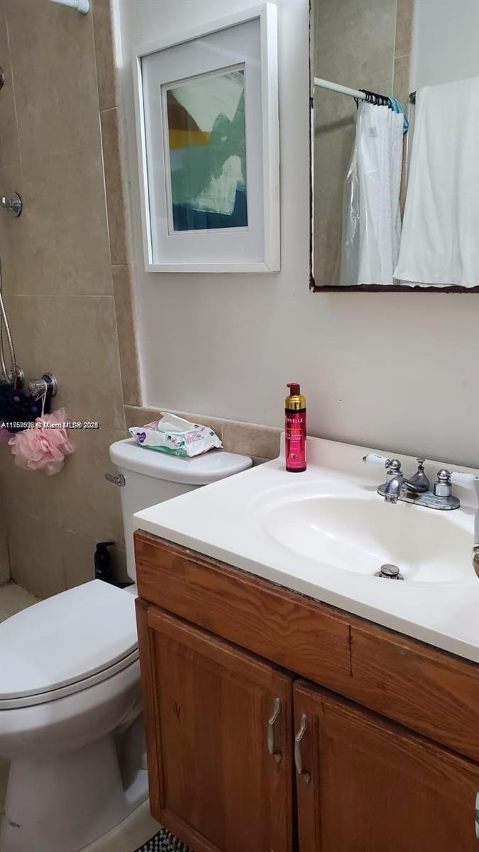 THE PALMS 51 CONDO - Residential