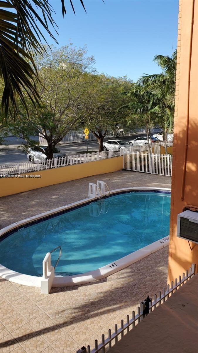 THE PALMS 51 CONDO - Residential