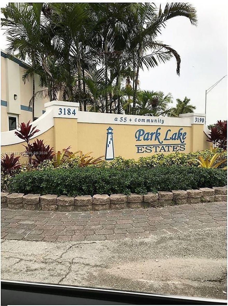 55-Plus community. This mobile home is in the beautiful Park Lake Estates (Co-op). Open floor plan, built in 2022, you have a modern home where you can enjoy the lake with your boat, kayak, or paddleboard. The residents also have a large community swimming pool, jacuzzi, sauna, bocce, shuffleboard, billiards, and a clubhouse.