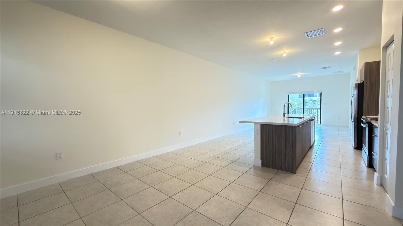 7905 NW 104th Ave 24