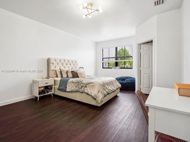 VINTAGE PLACE - Residential Lease