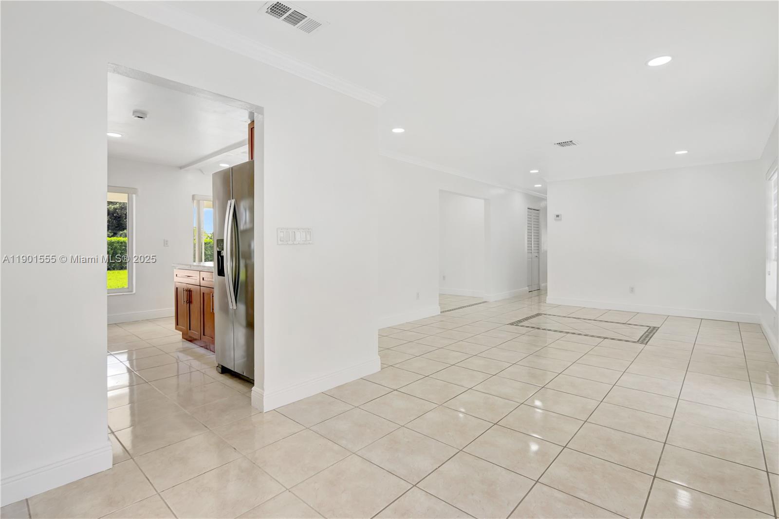 ROYALE GREEN SEC FOUR - Residential Lease