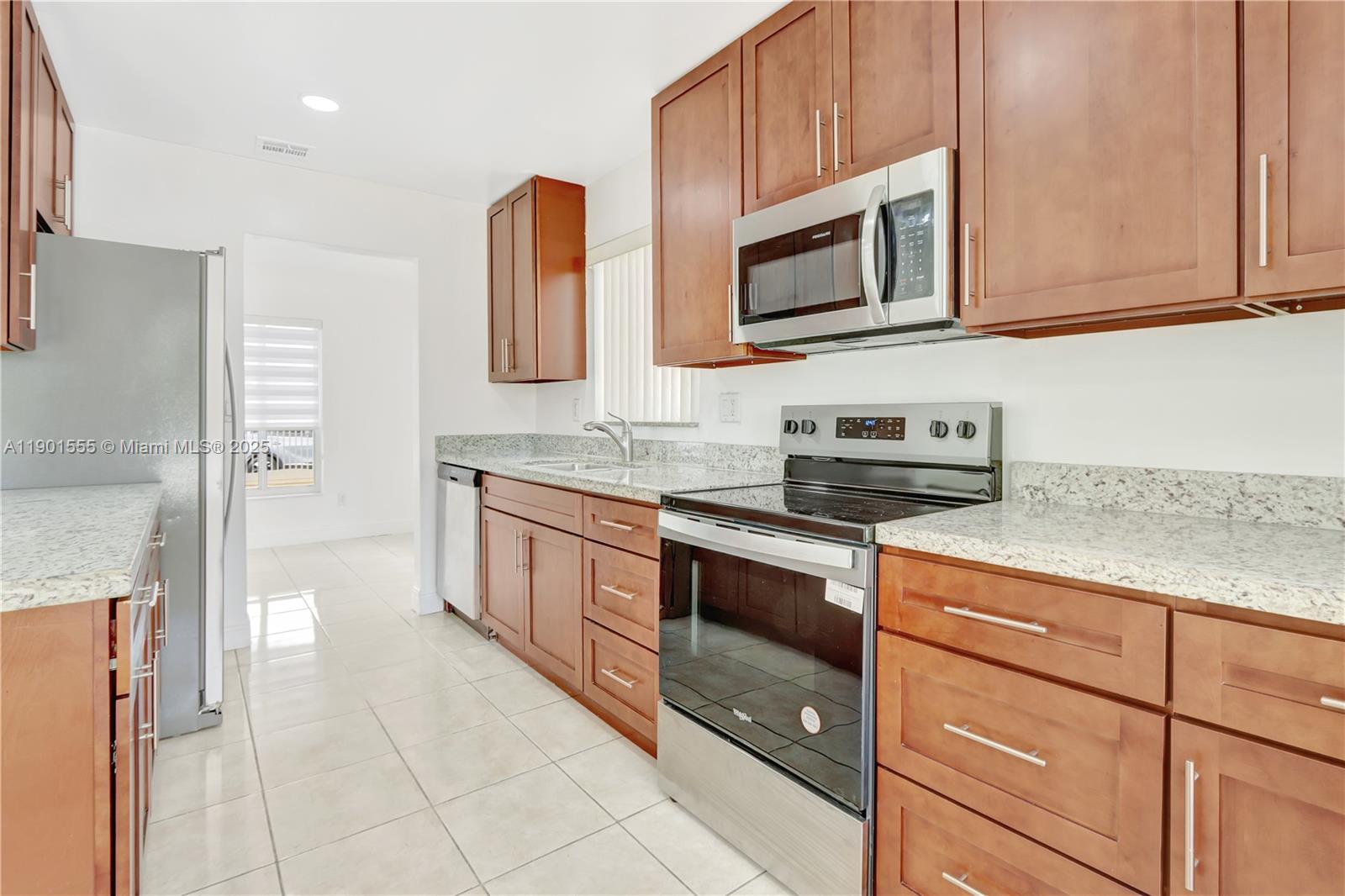 ROYALE GREEN SEC FOUR - Residential Lease