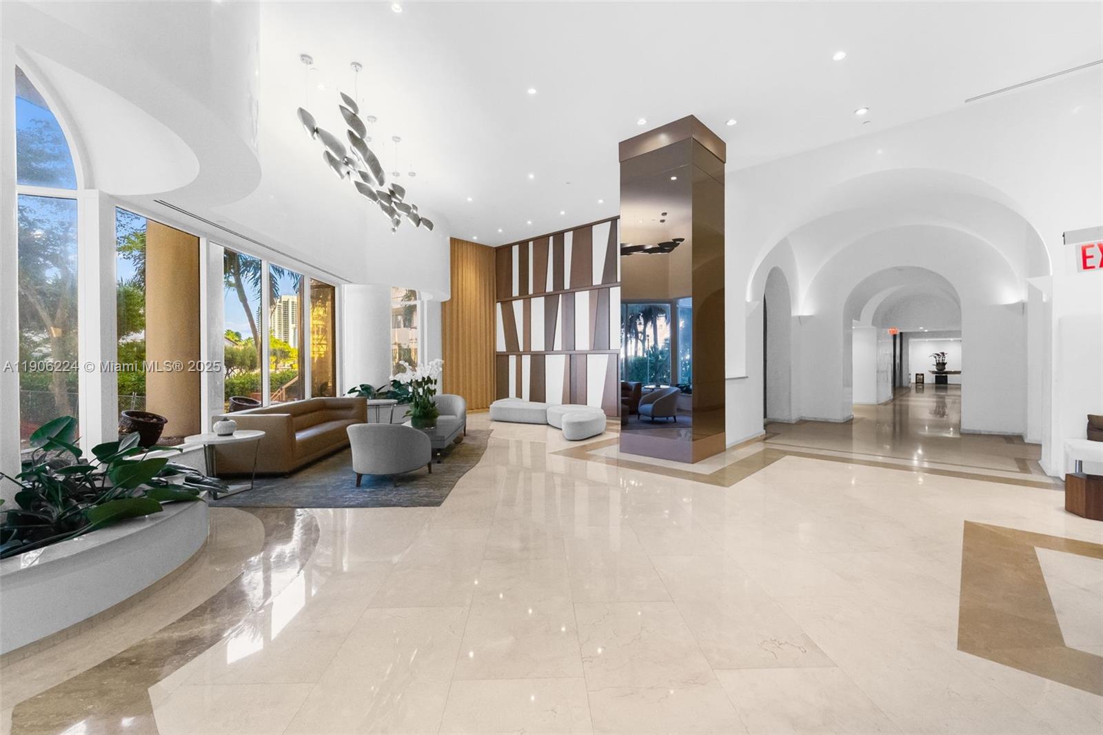 TURNBERRY TOWERS CONDO - Residential