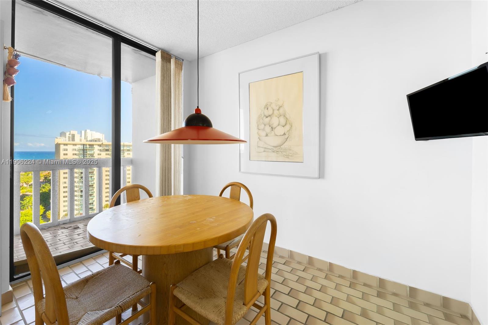 TURNBERRY TOWERS CONDO - Residential