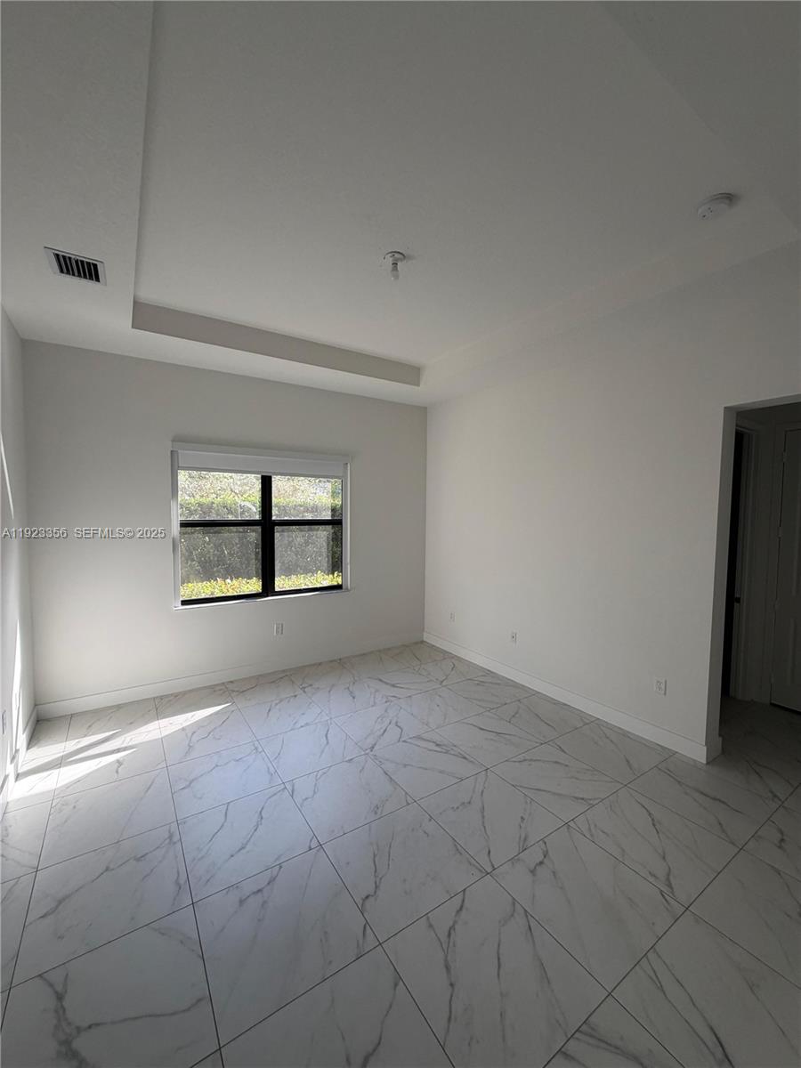 TUSCAN ISLES - Residential Lease