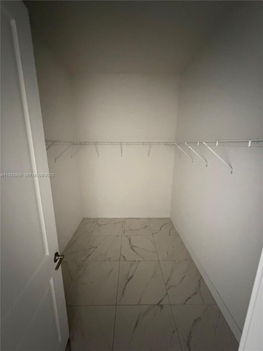 TUSCAN ISLES - Residential Lease