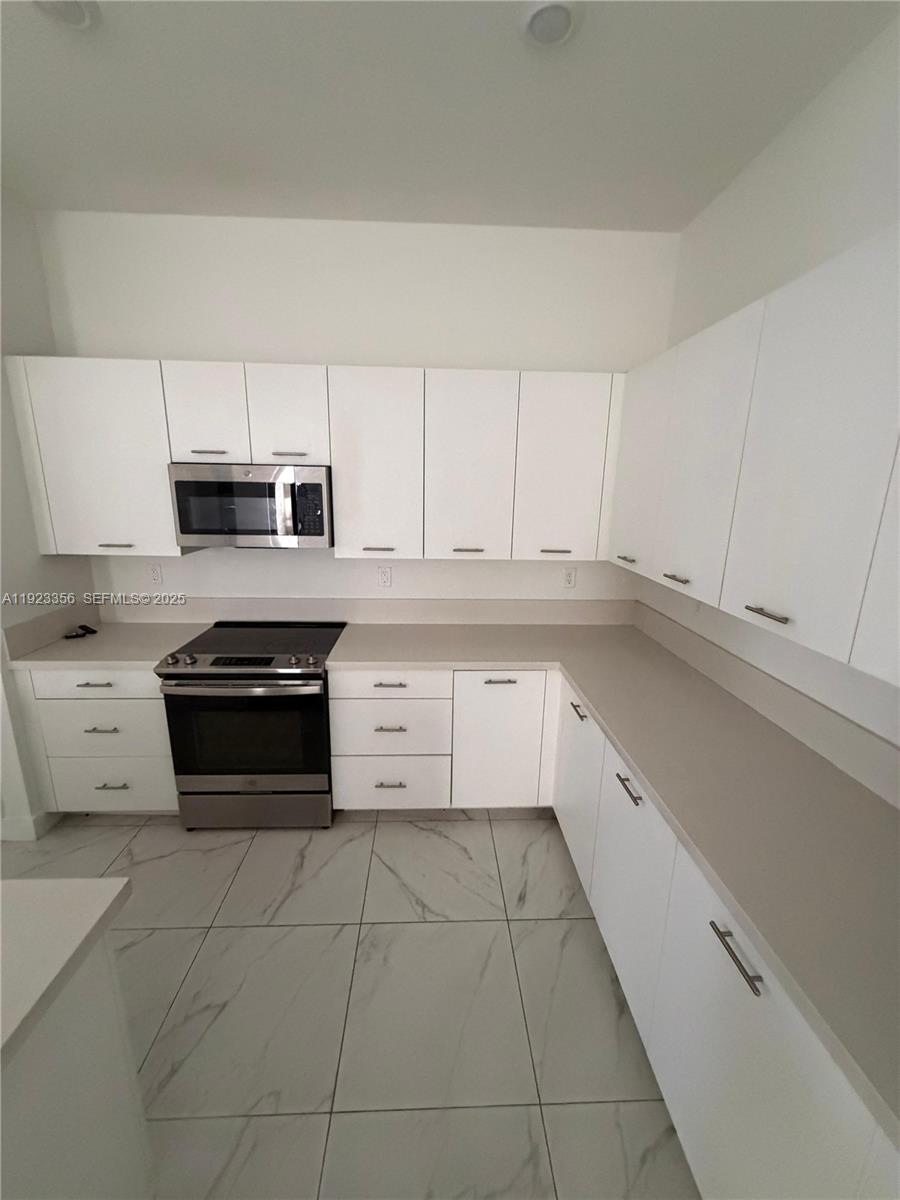 TUSCAN ISLES - Residential Lease