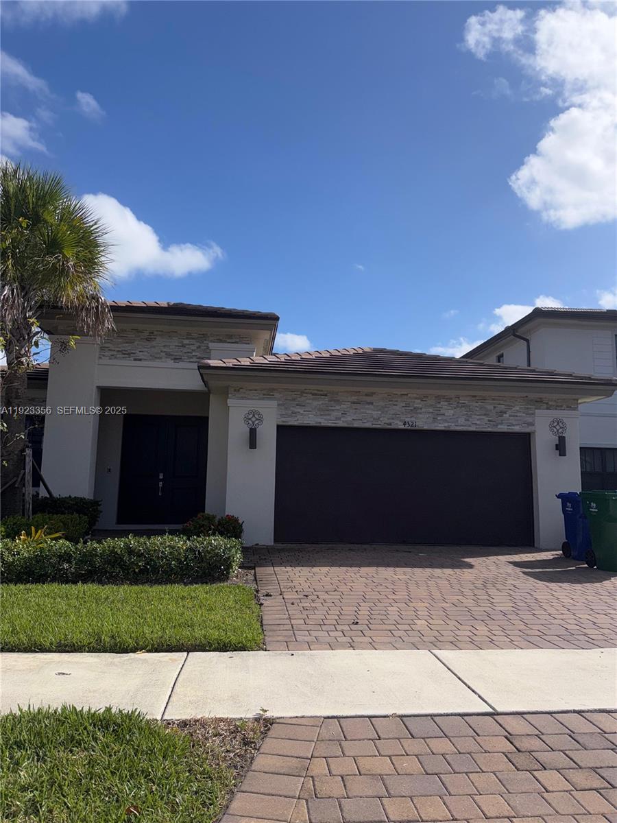 TUSCAN ISLES - Residential Lease