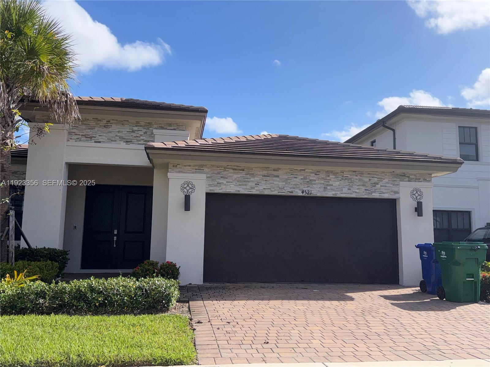 TUSCAN ISLES - Residential Lease