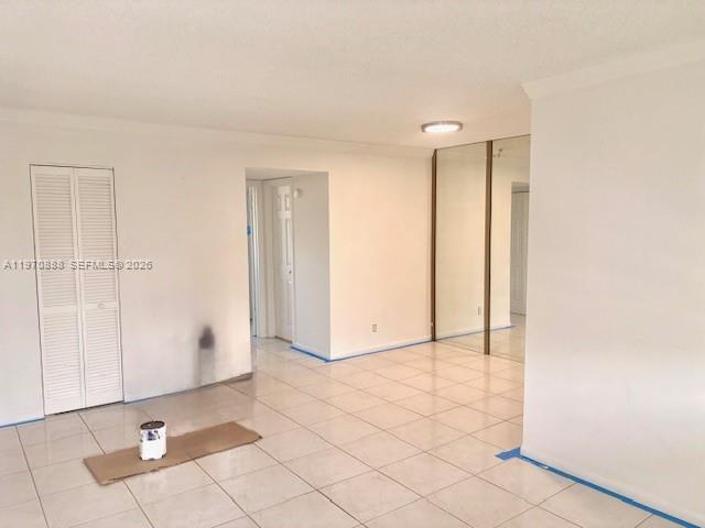 SANTA MONICA CONDOMINIUM - Residential