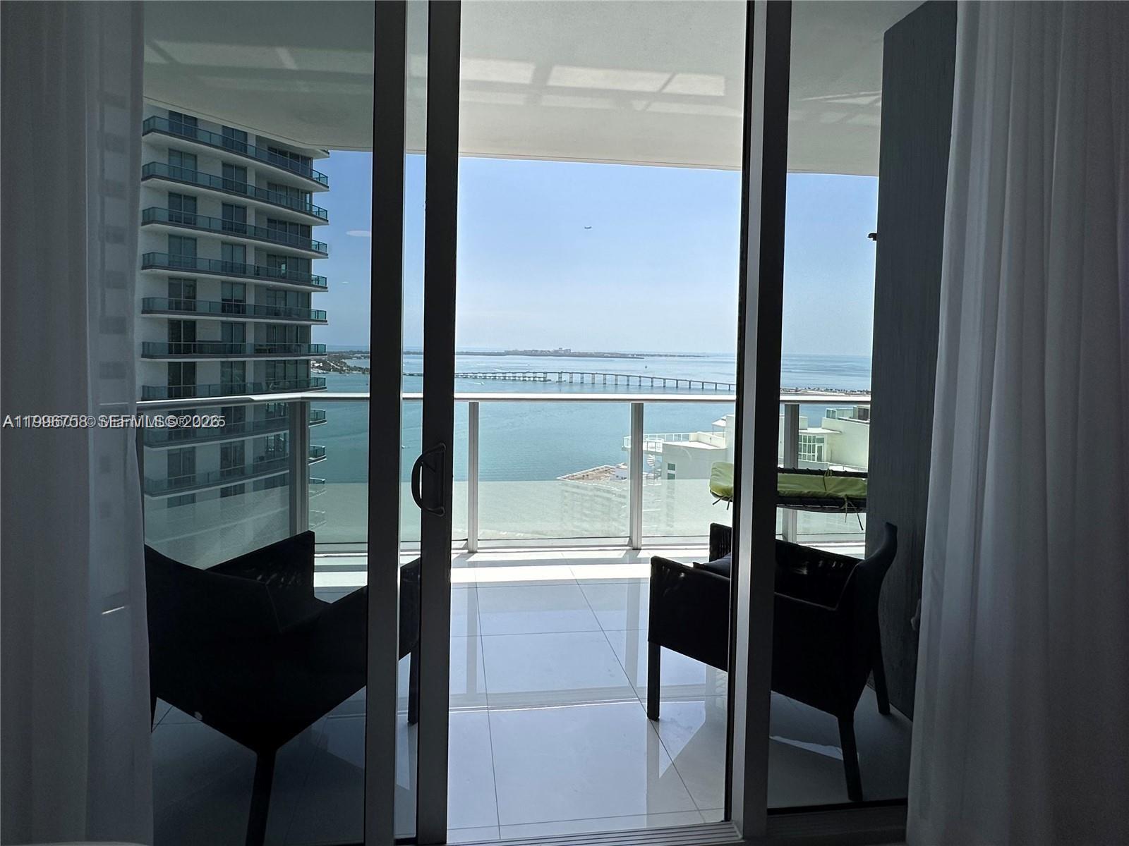 1300 Brickell Bay Dr 3206