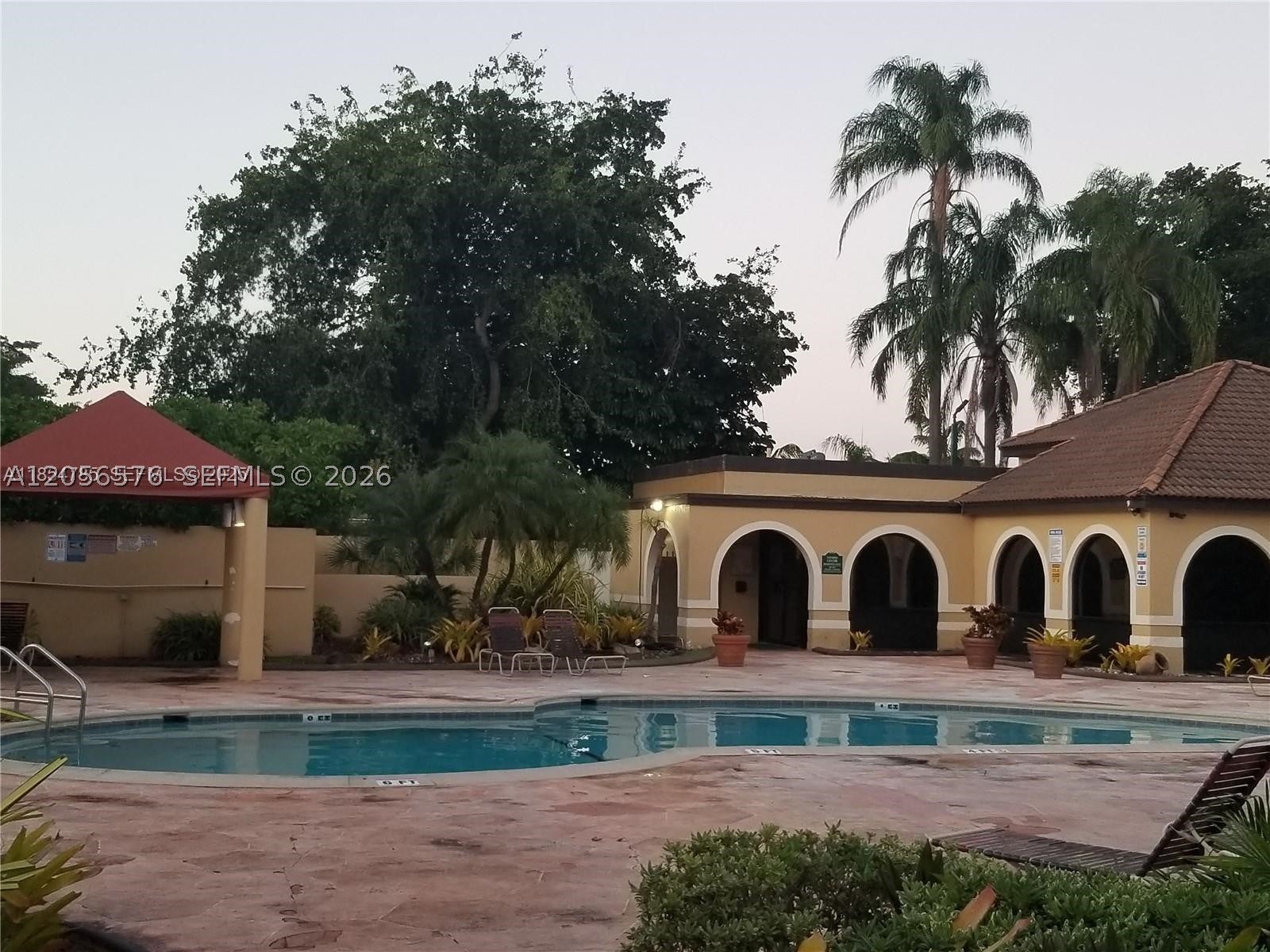 15650 SW 80th St F-207