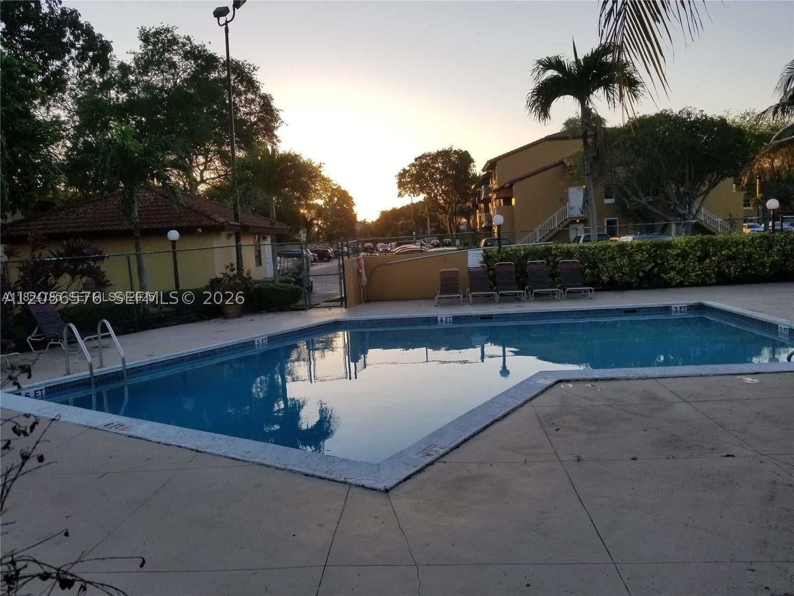15650 SW 80th St F-207