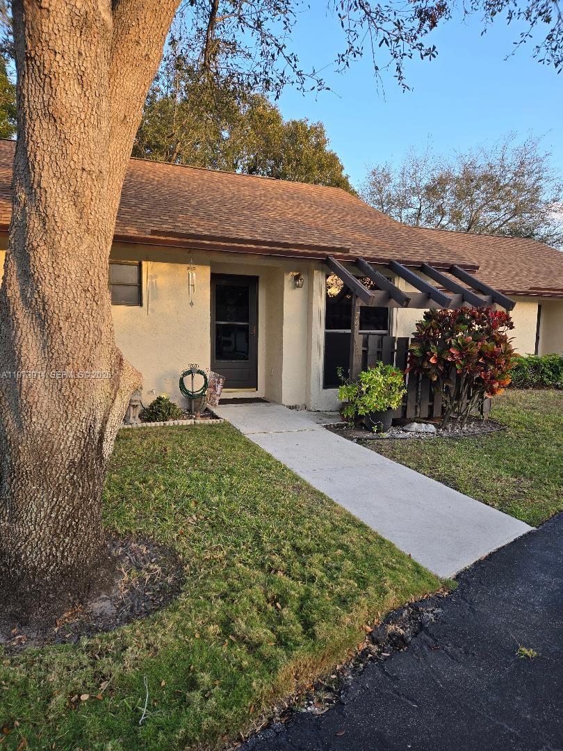 TRADEWINDS AT DOS LAGOS C - Residential