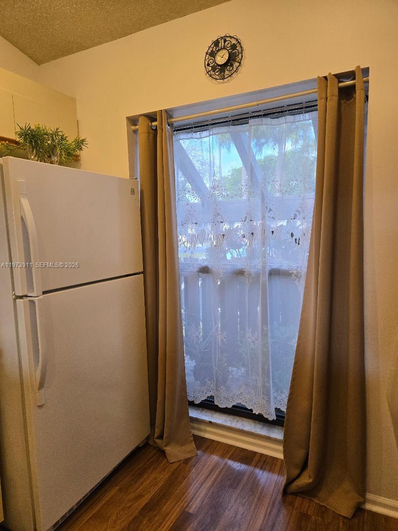 TRADEWINDS AT DOS LAGOS C - Residential