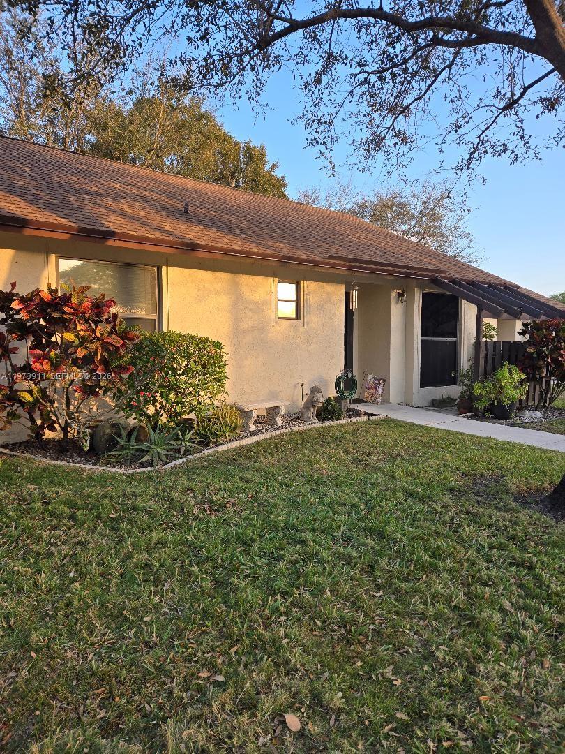 TRADEWINDS AT DOS LAGOS C - Residential