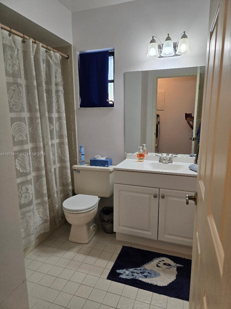 TRADEWINDS AT DOS LAGOS C - Residential