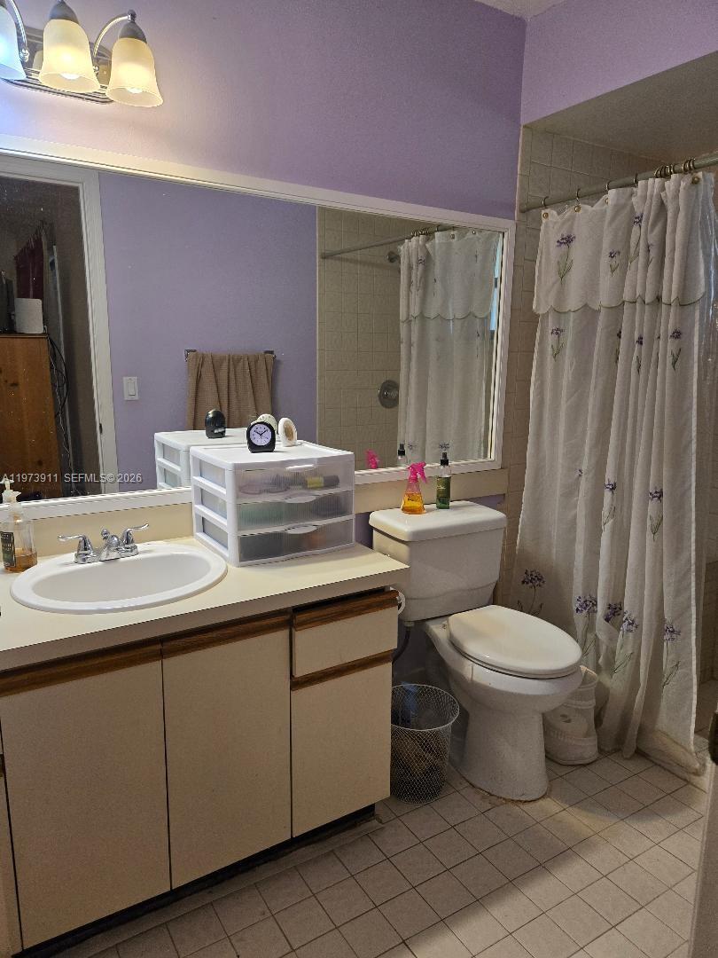 TRADEWINDS AT DOS LAGOS C - Residential