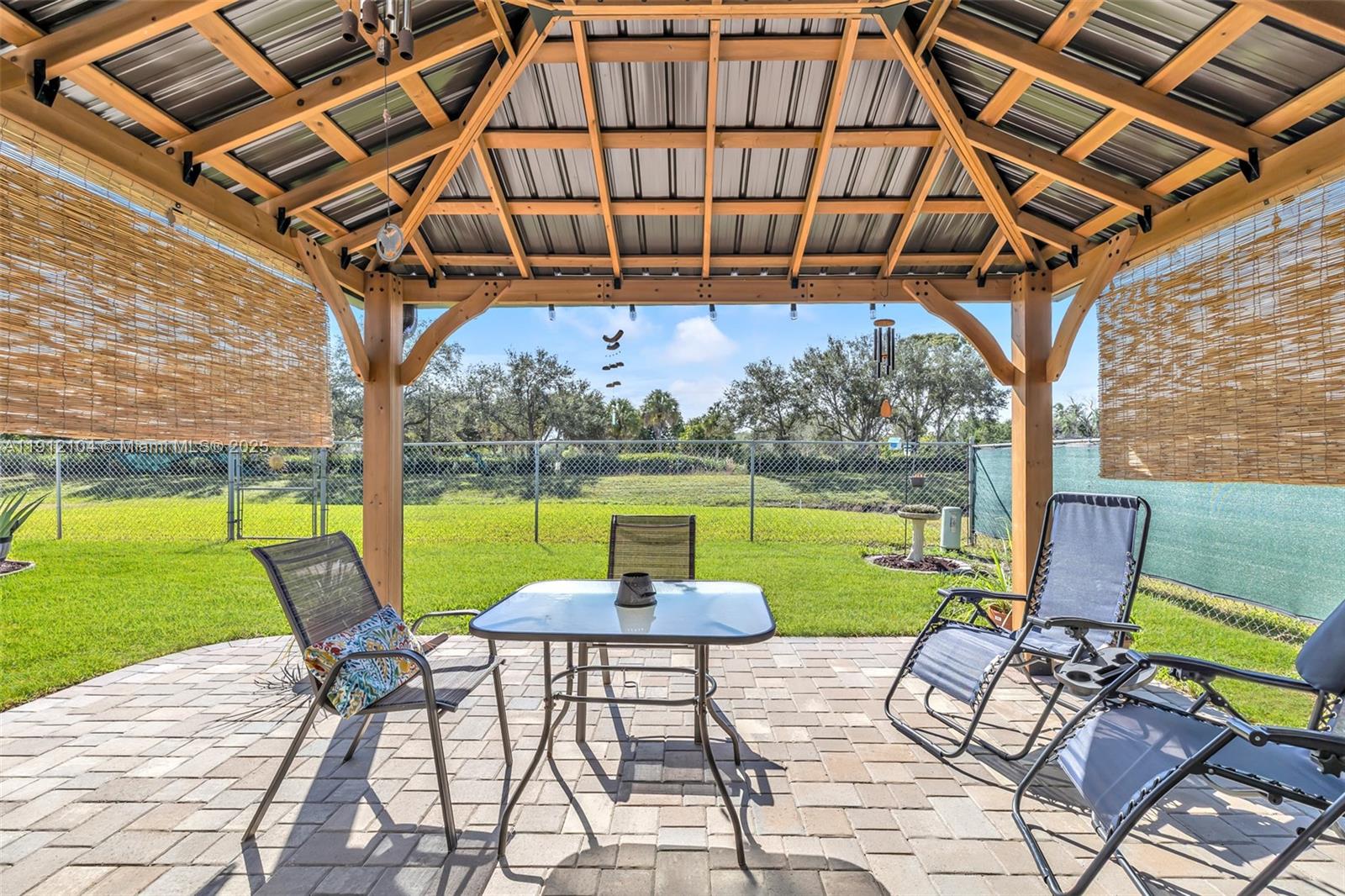 SUNRISE GOLF VILLAGE SEC - Residential