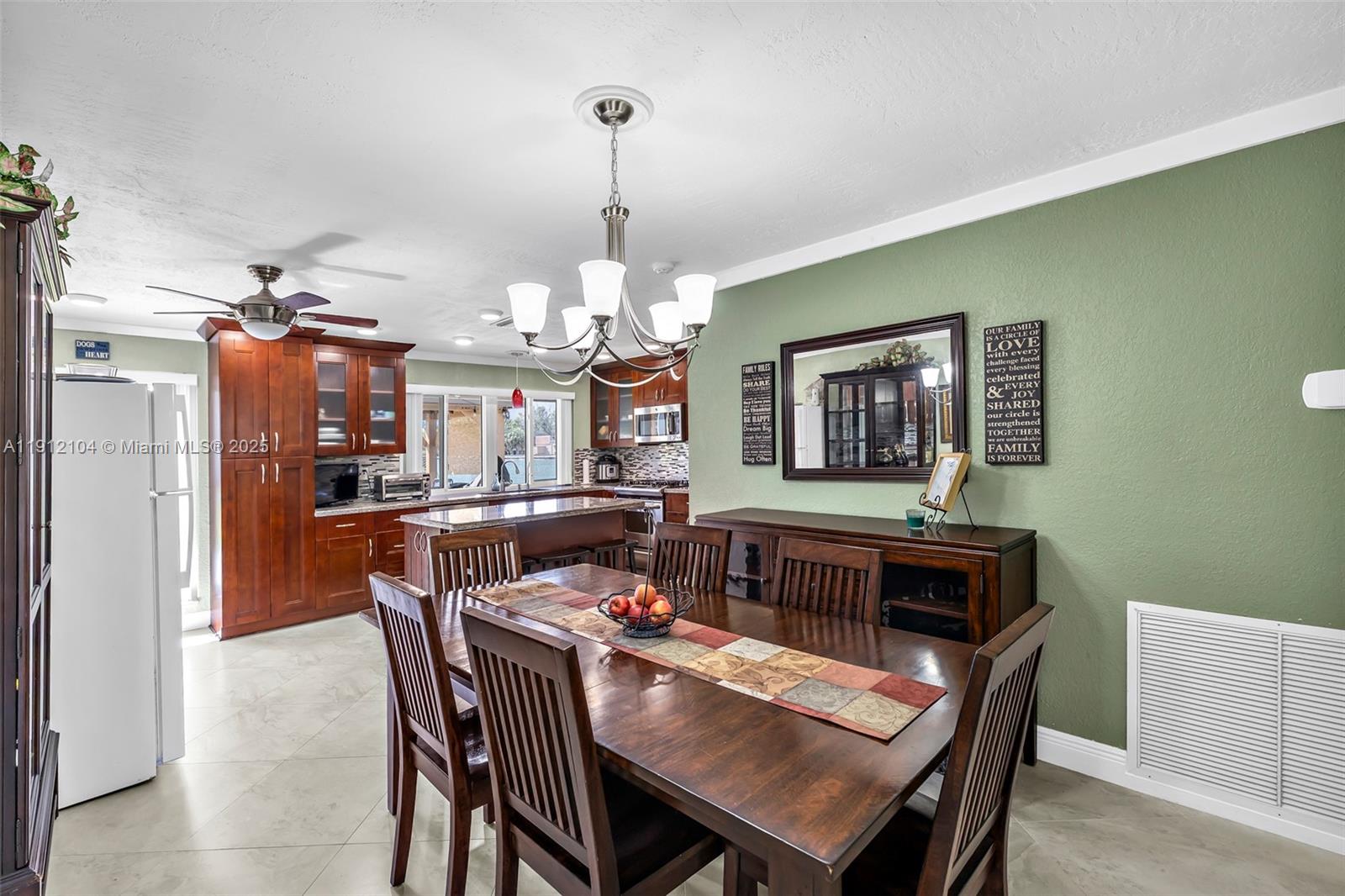 SUNRISE GOLF VILLAGE SEC - Residential