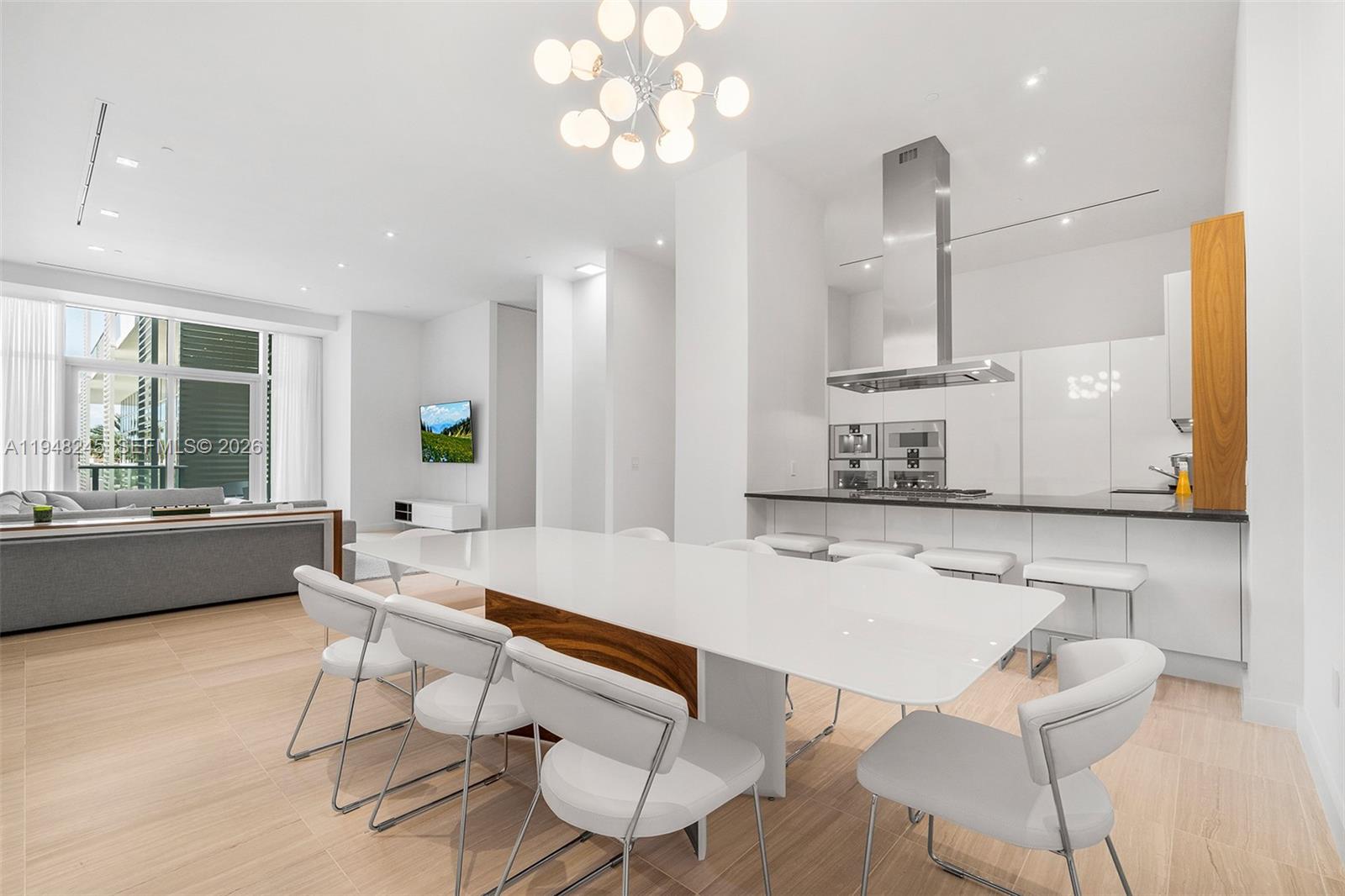 4701 N Meridian Ave 210