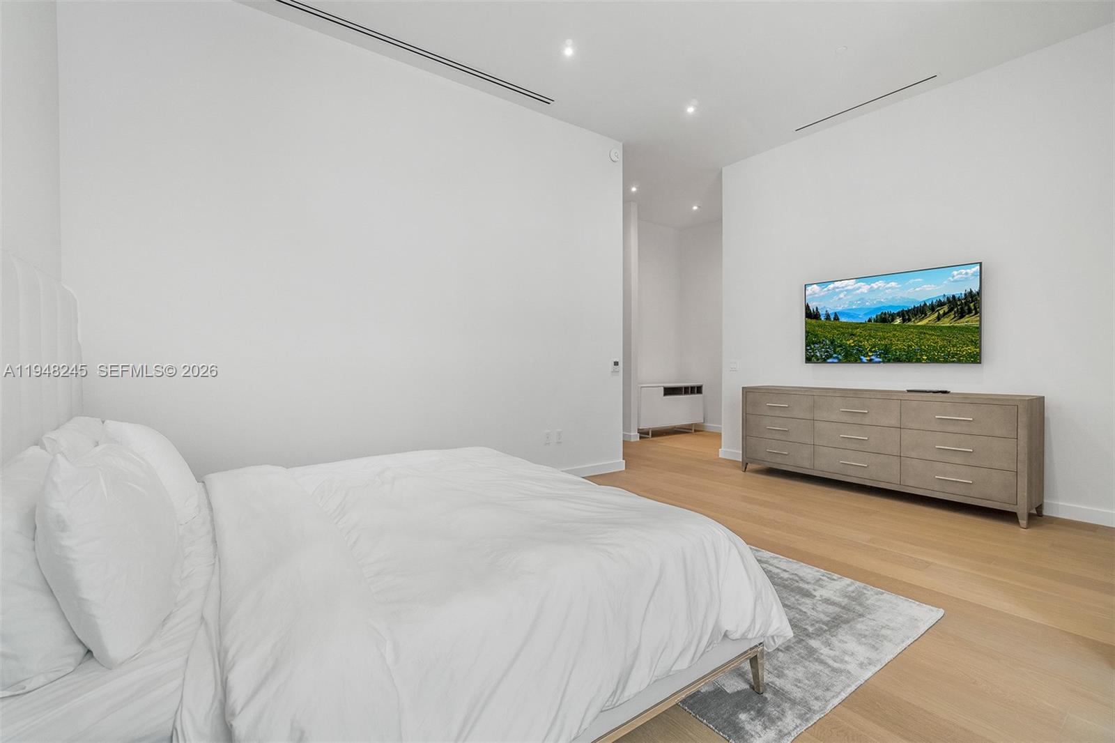 4701 NORTH MERIDIAN CONDO - Residential