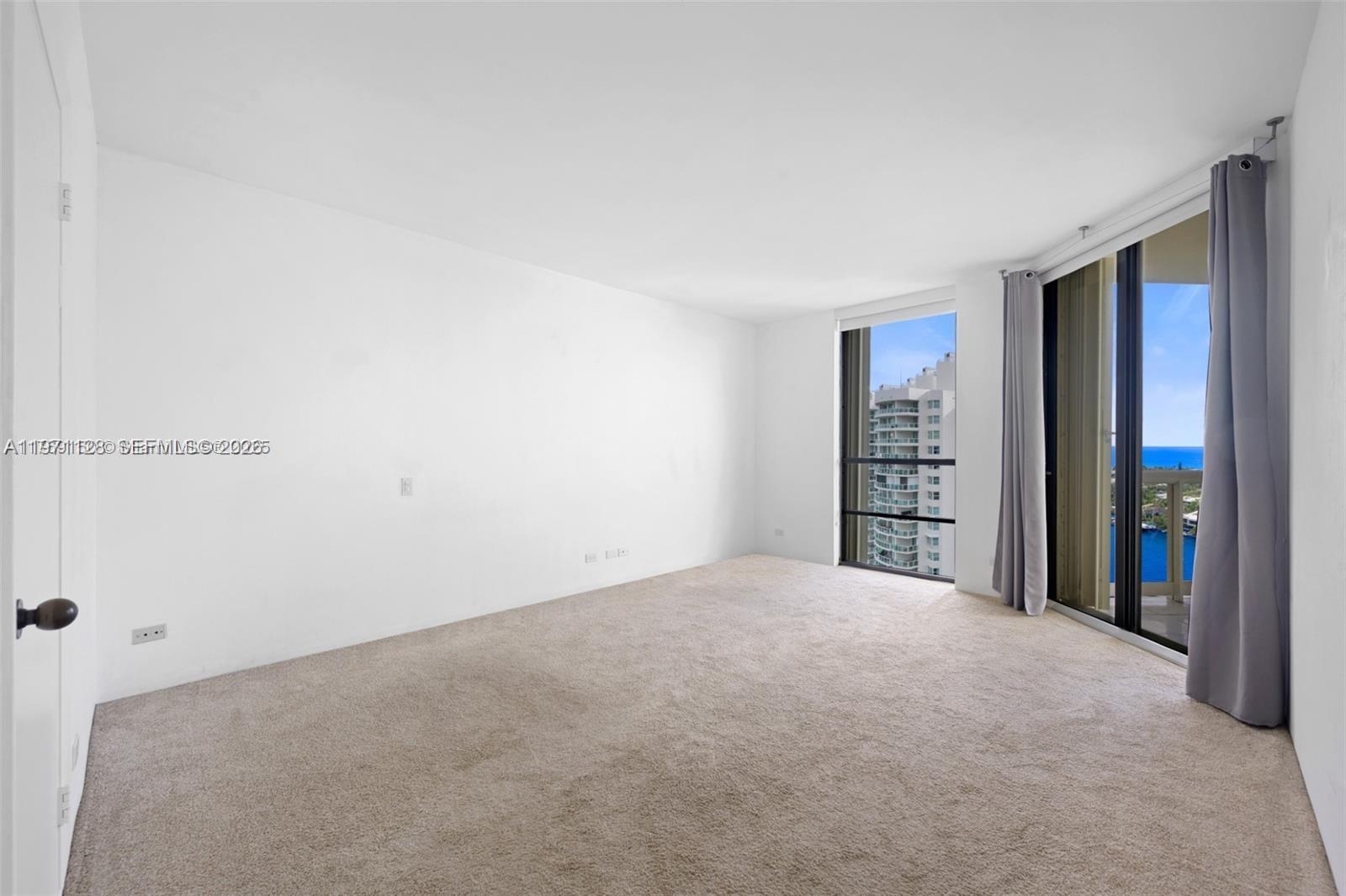 TERRACES NORTH TURNBERRY - Residential