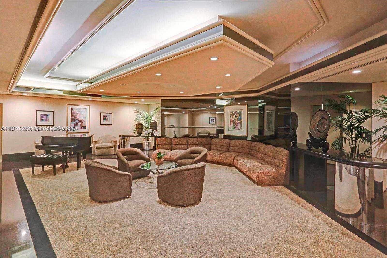 TERRACES NORTH TURNBERRY - Residential