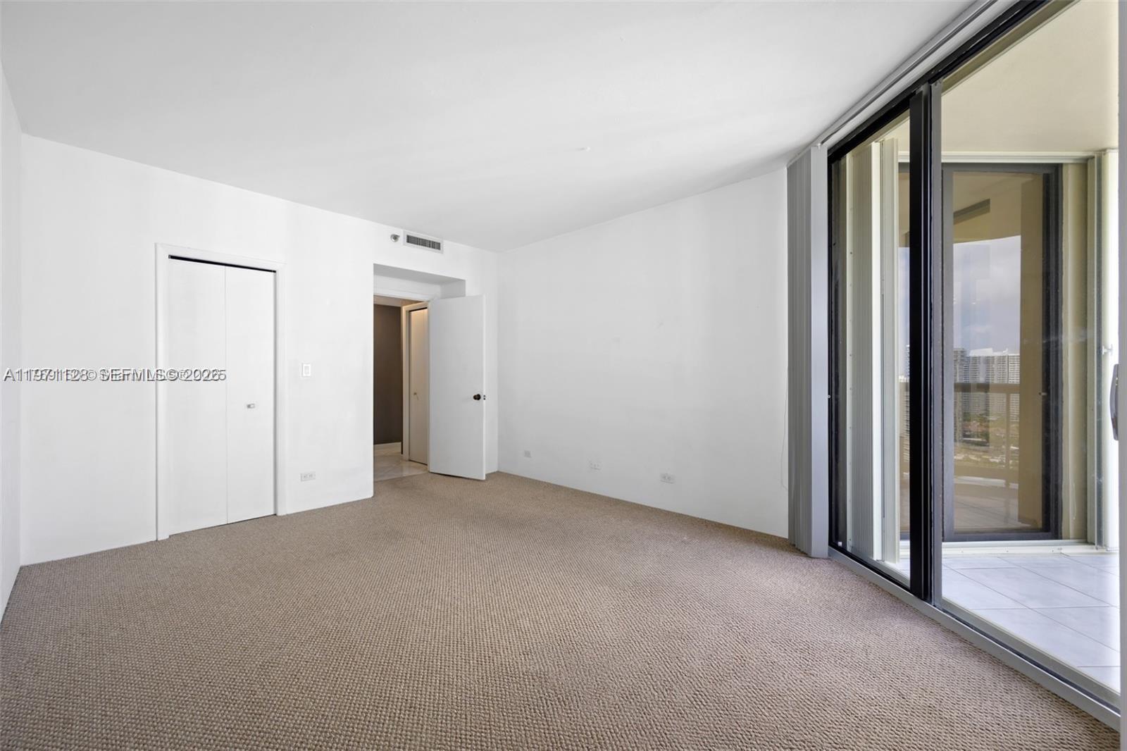 TERRACES NORTH TURNBERRY - Residential