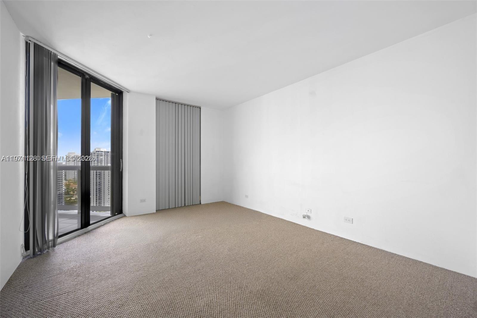 TERRACES NORTH TURNBERRY - Residential