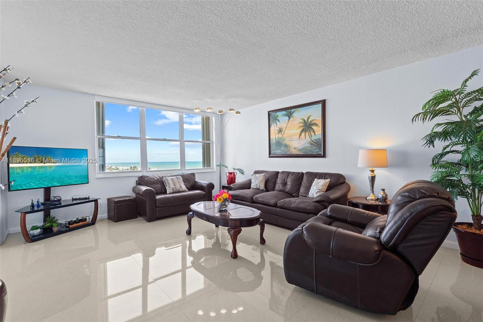 QUADOMAIN TOWER I AND IV - Residential Lease