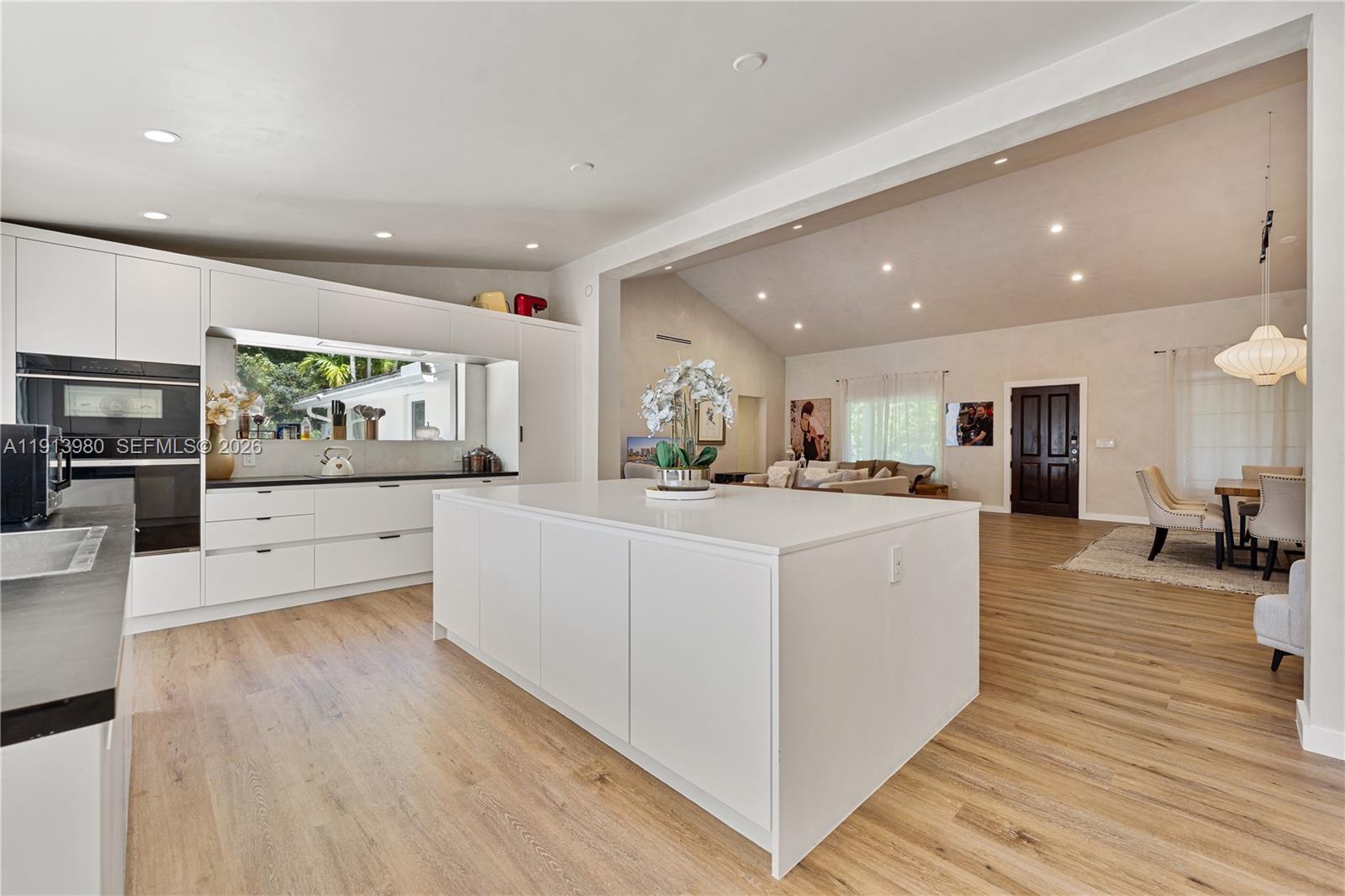 BAY POINT - Residential