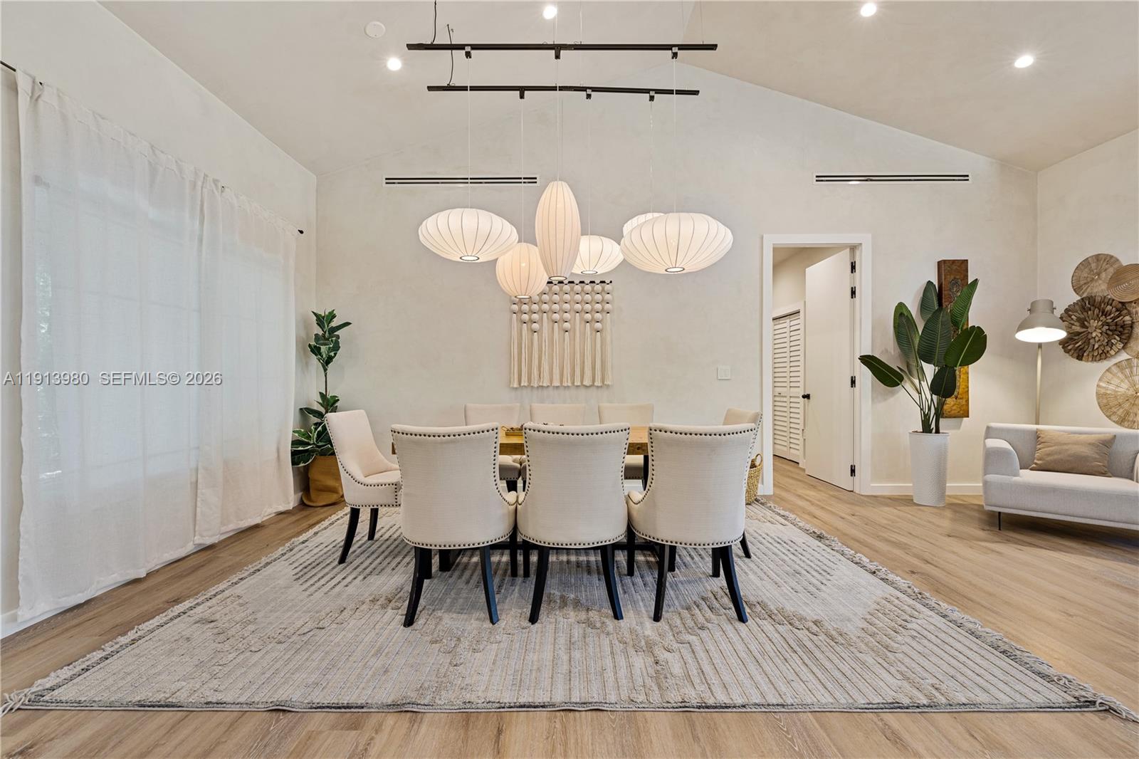 BAY POINT - Residential