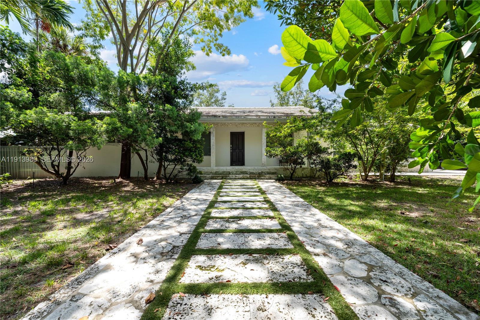 BAY POINT - Residential