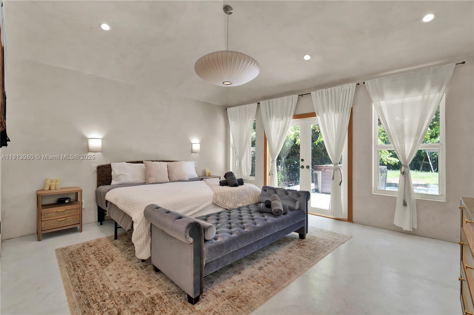 BAY POINT - Residential