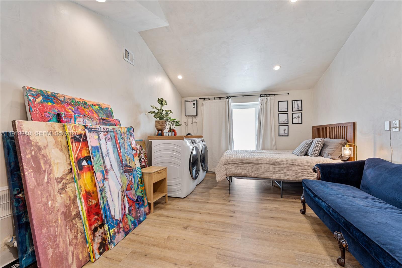 BAY POINT - Residential