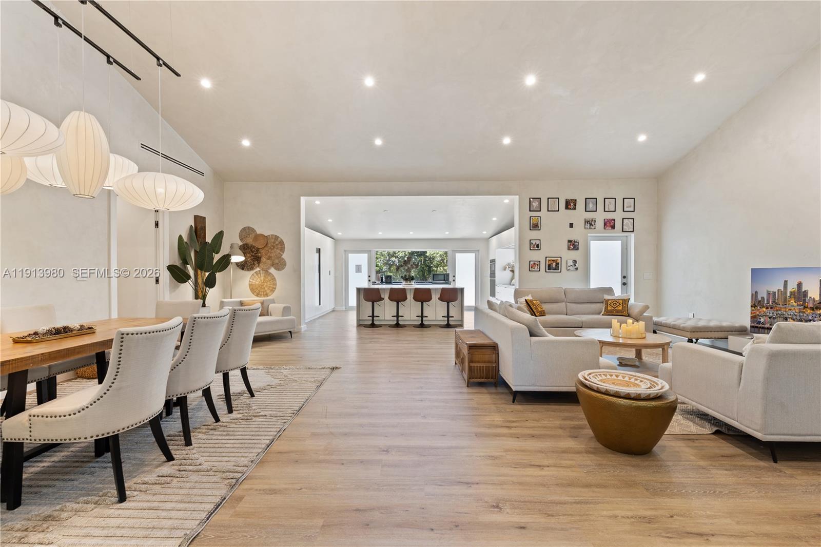 BAY POINT - Residential