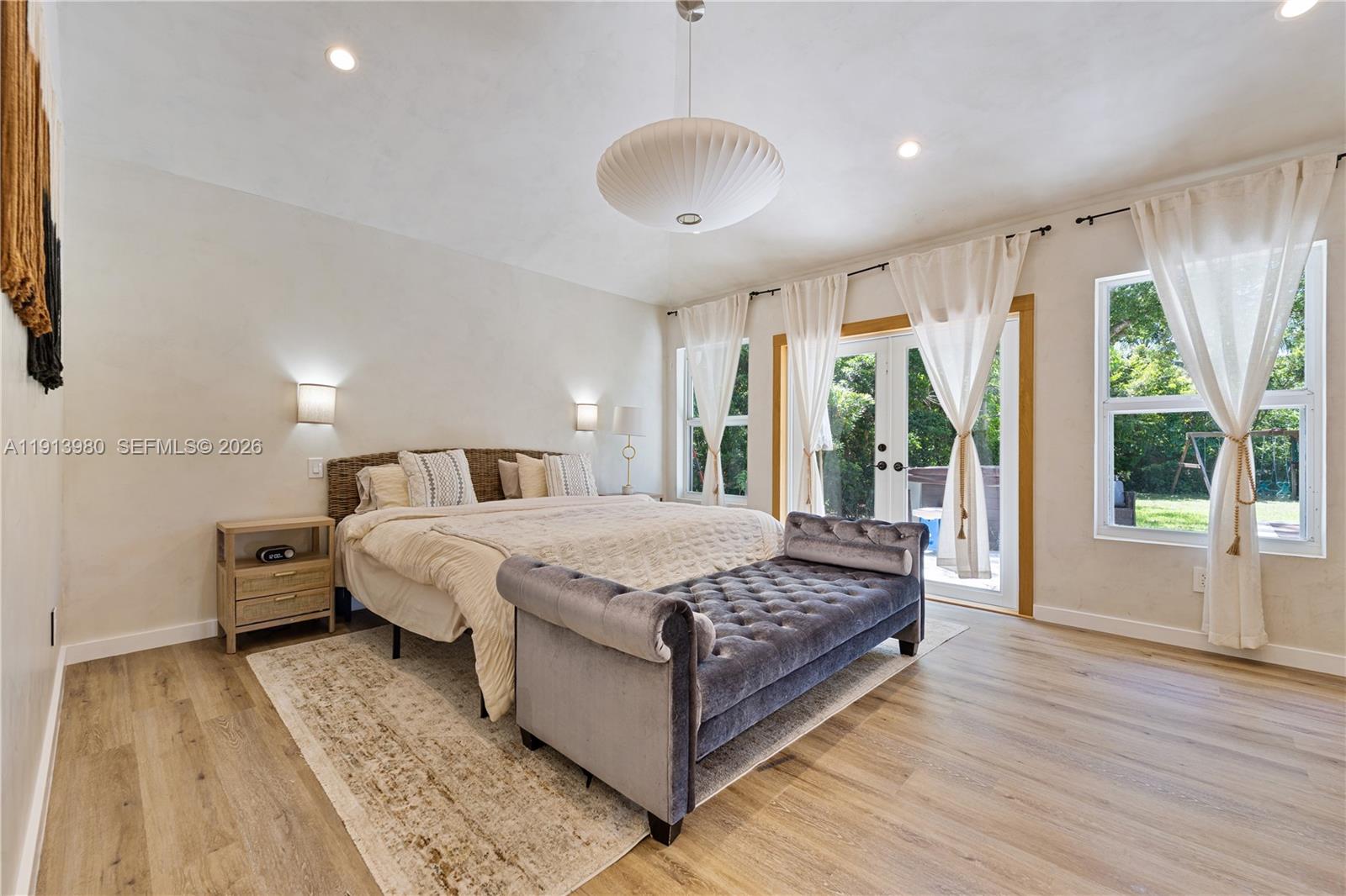 BAY POINT - Residential