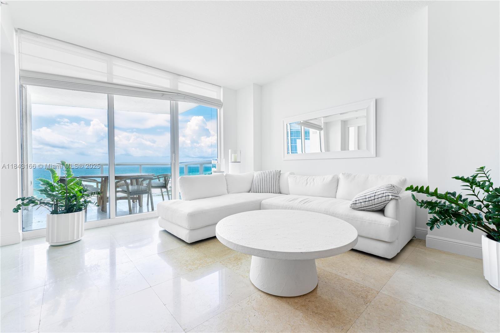 MOSAIC ON MIAMI BEACH CON - Residential Lease