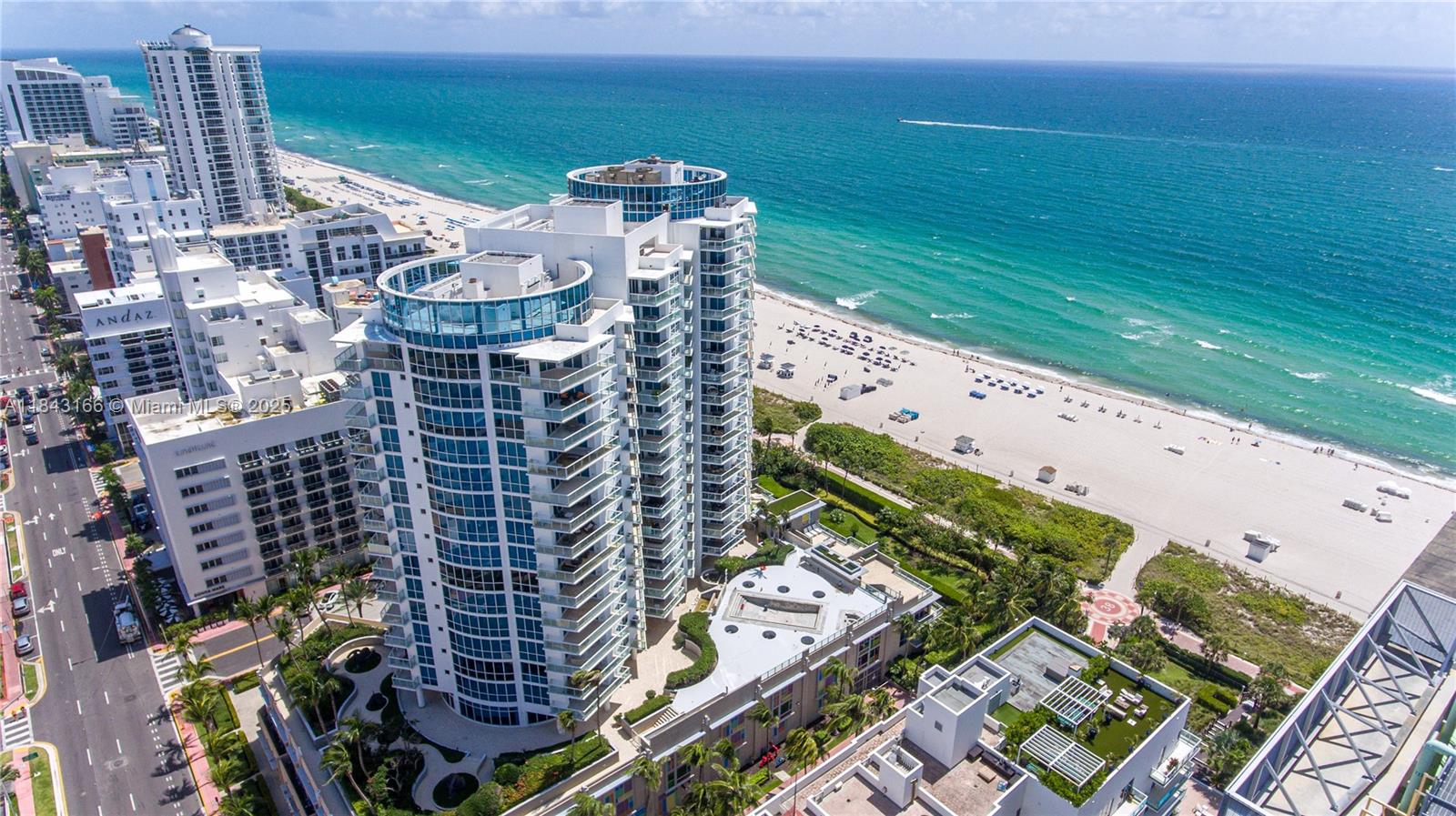 3801 Collins Ave 1105