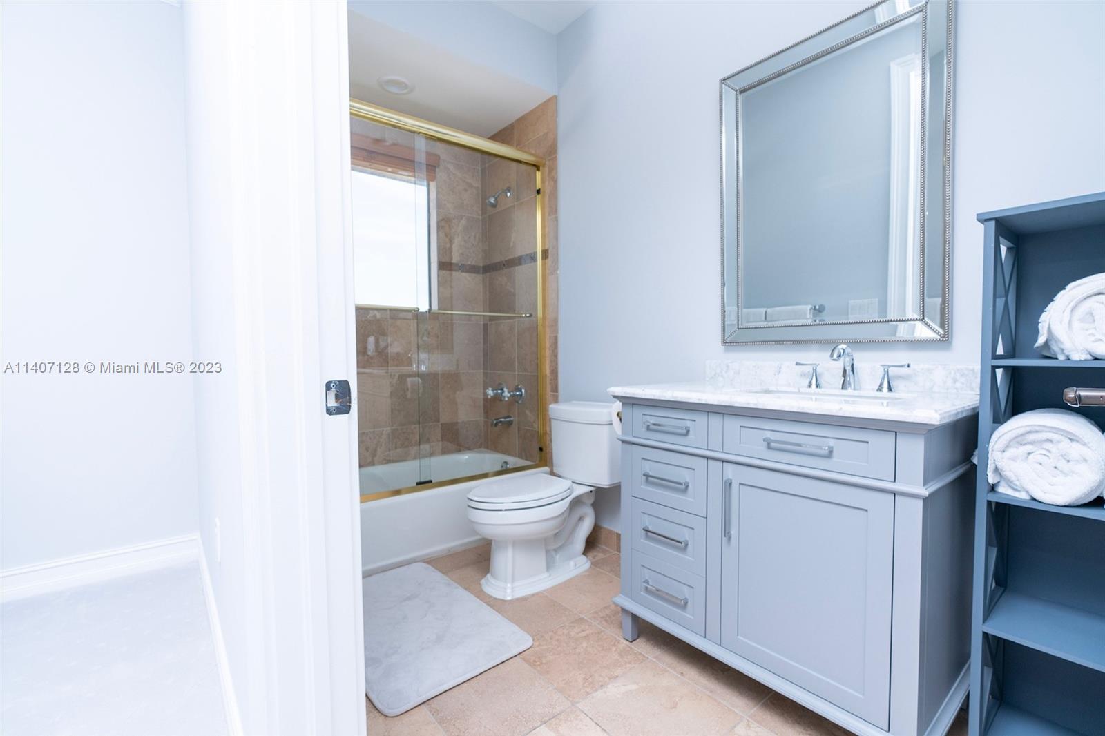 SUNSET EAST - Residential